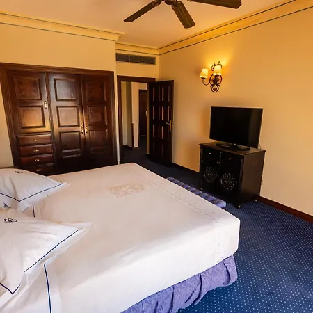 Europe Cortes Gl Station touristique 5*